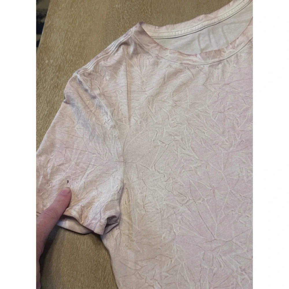 Lululemon Love‎ Crewneck T-Shirt CLOUDWASH PINK Size 8
